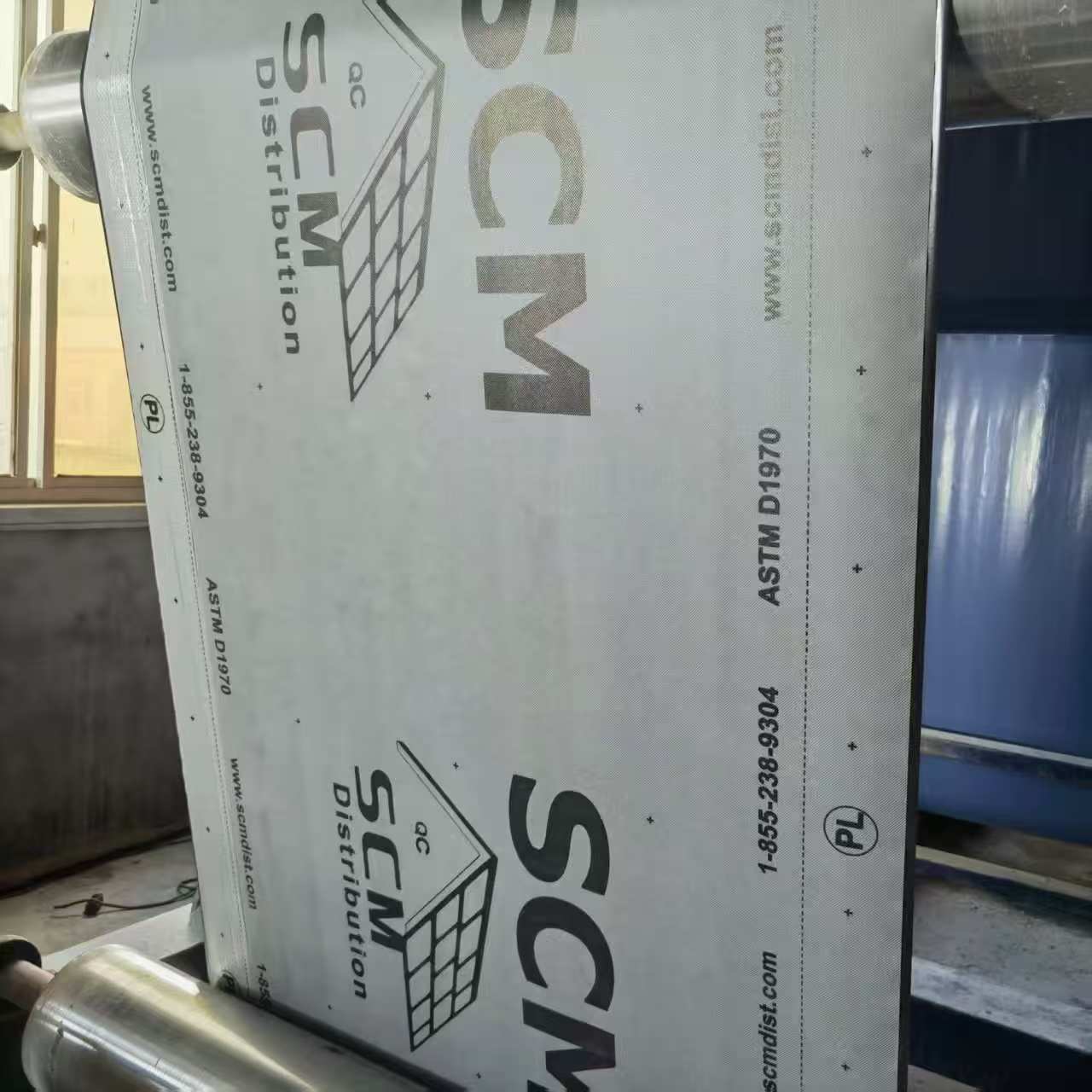 Línea de producción de membranas para techos SCM